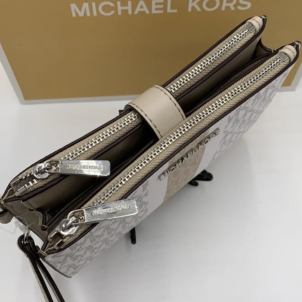 MICHAEL KORS LARGE DOUBLE ZIP WRISTLET LIGHT SAND MULTI COLOR